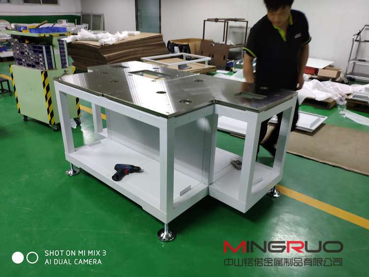 钣金加工不锈钢的有关实用知识_深圳逸辉经济咨询服务有限公司