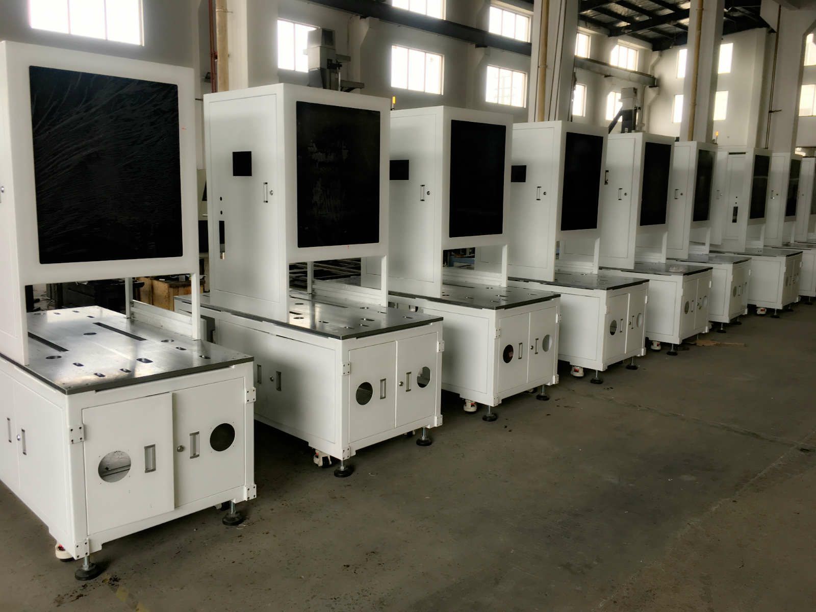 钣金加工成型在工作中应用-深圳逸辉经济咨询服务有限公司 钣金加工成型在工作中应用-深圳逸辉经济咨询服务有限公司