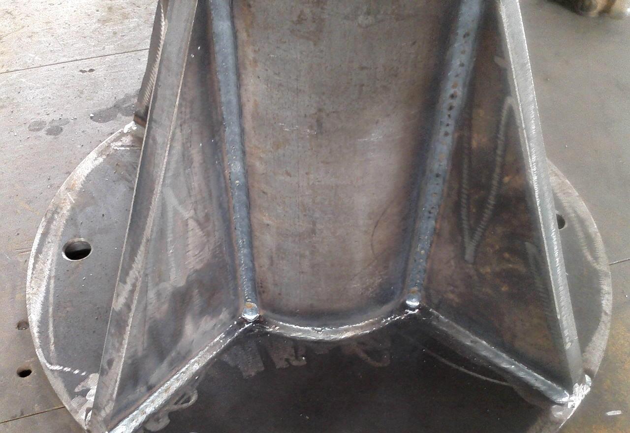 钣金加工零件连接的方式有哪些?-深圳逸辉经济咨询服务有限公司 钣金加工零件连接的方式有哪些?-深圳逸辉经济咨询服务有限公司
